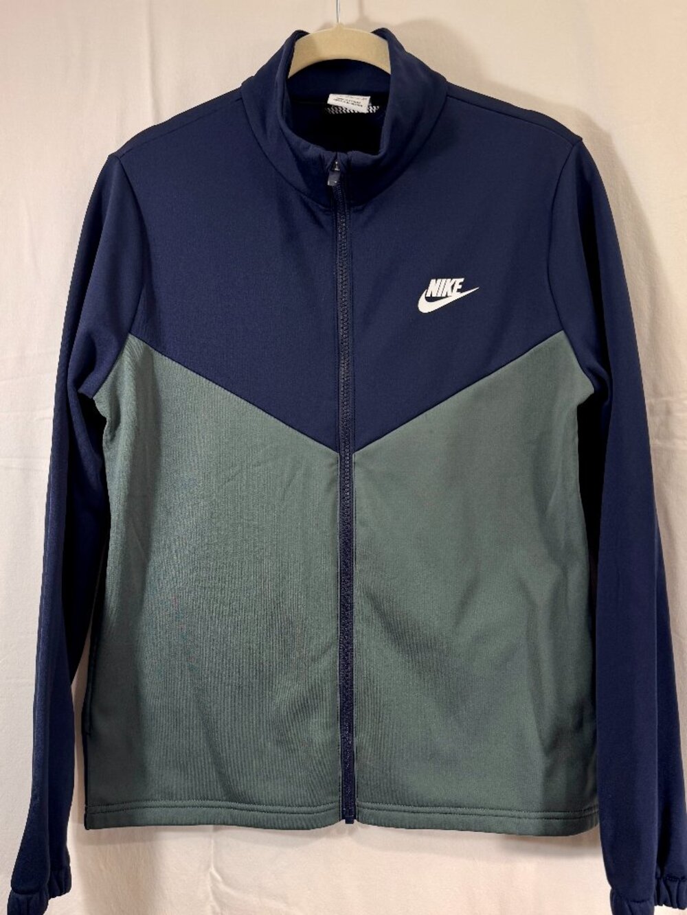 Nike Boys XL Full Zip Track Jacket Navy Blue & Gray Athletic Jacket